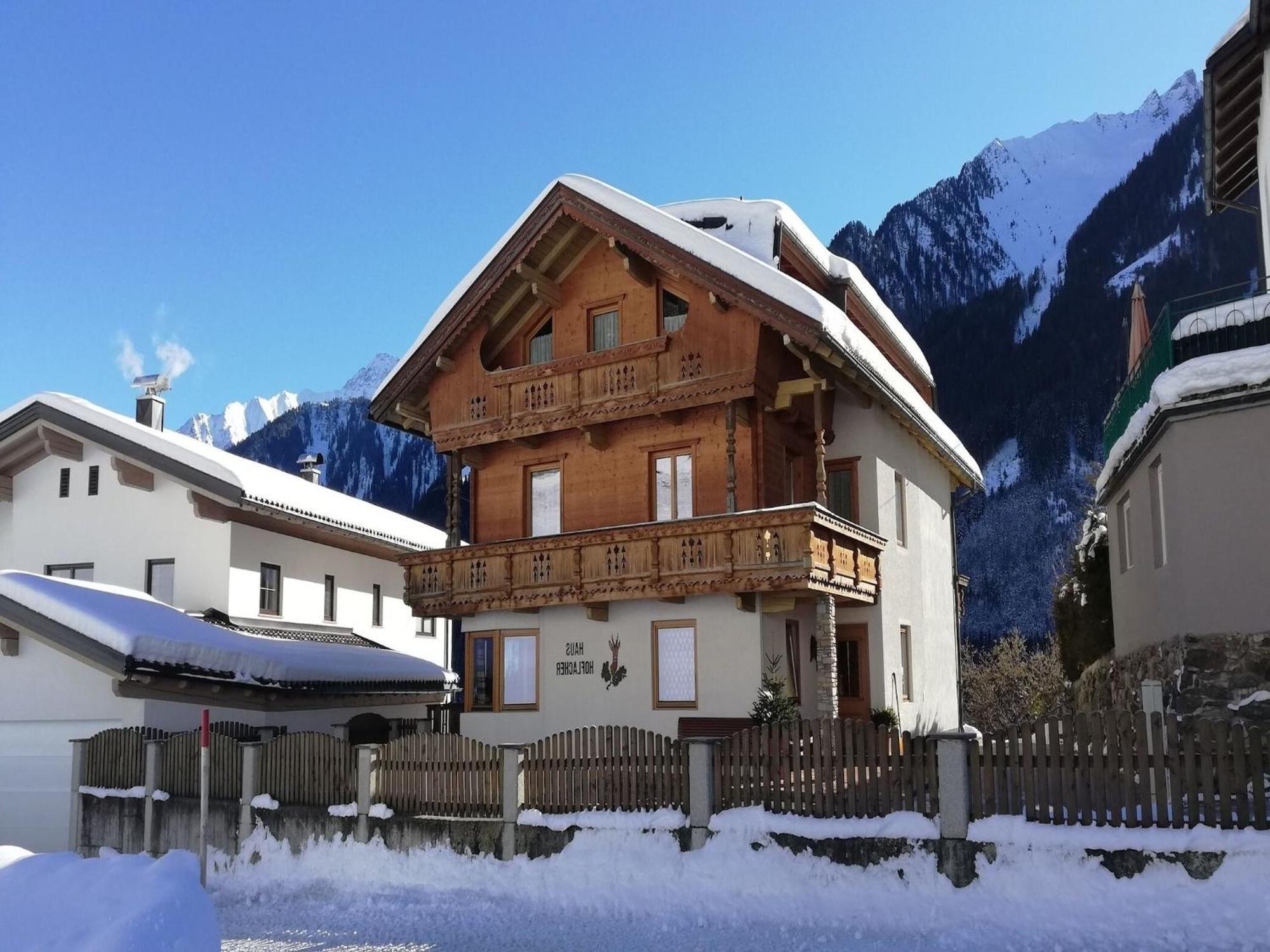 Apartment In Mayrhofen With A Balcony 外观 照片